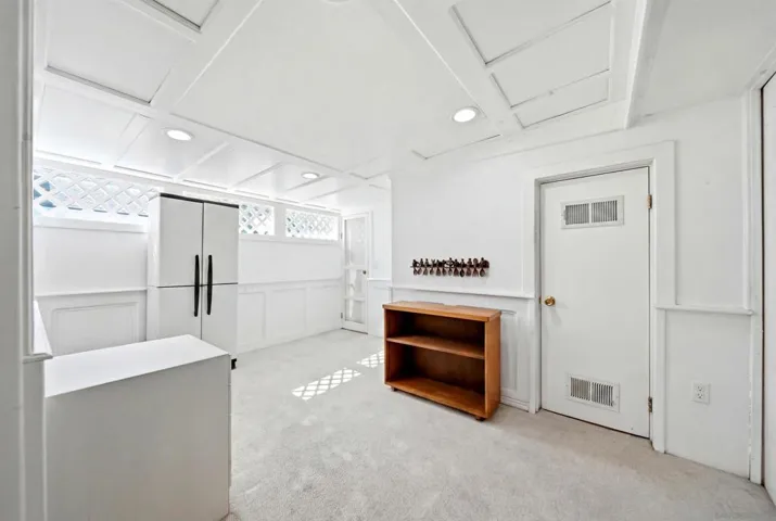 261 Riverview Way, Oceanside, California 92057