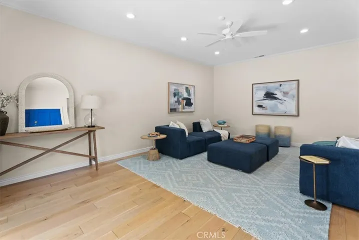 2020 Farrell 3, Redondo Beach, California 90278