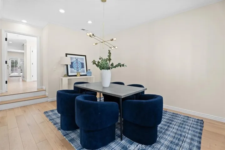 2020 Farrell 3, Redondo Beach, California 90278