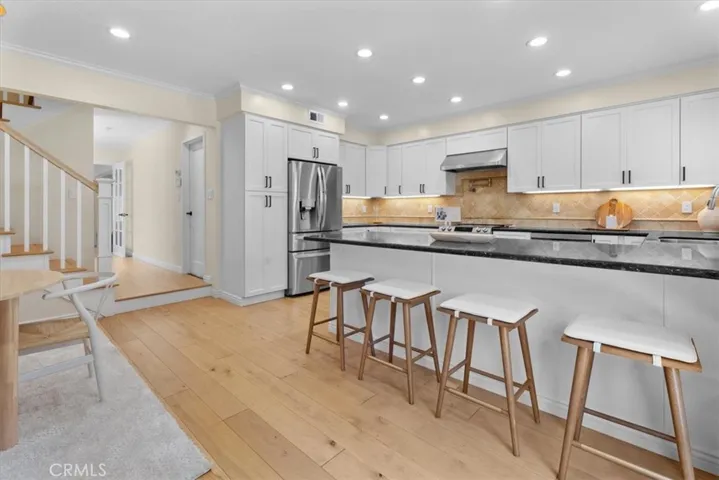 2020 Farrell 3, Redondo Beach, California 90278