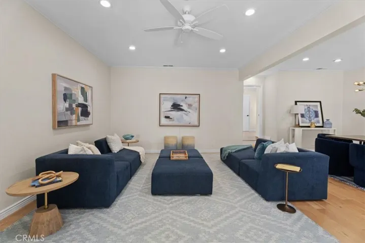 2020 Farrell 3, Redondo Beach, California 90278
