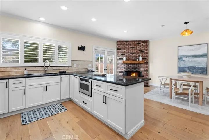 2020 Farrell 3, Redondo Beach, California 90278