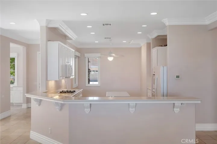 10817 Katepwa Street, Apple Valley, California 92308