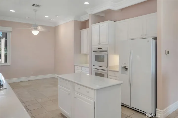 10817 Katepwa Street, Apple Valley, California 92308