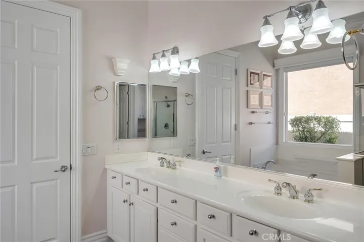 10817 Katepwa Street, Apple Valley, California 92308