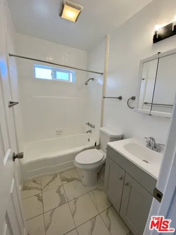 1554 S Stanley Avenue, Los Angeles, California 90019