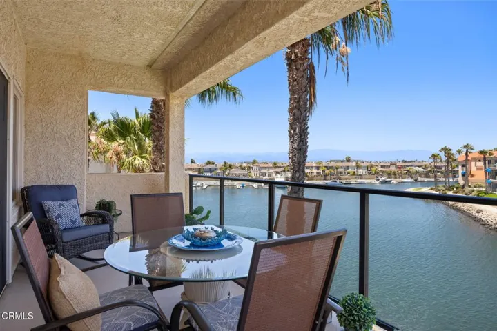 14-web-or-mls-1808Emerald-078