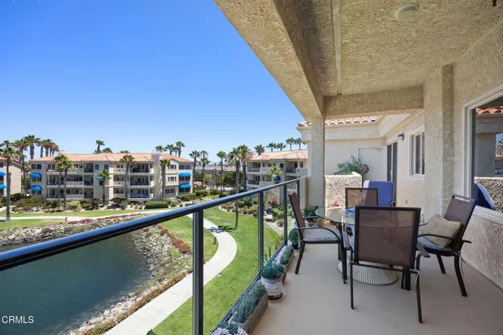 19-web-or-mls-1808Emerald-075