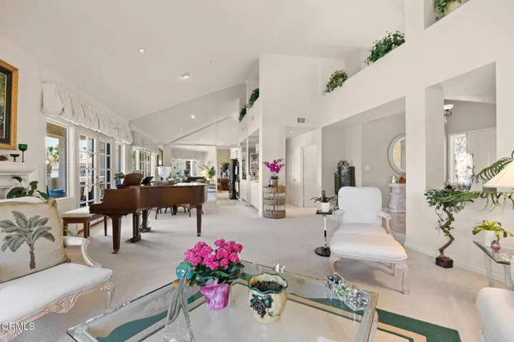 8-web-or-mls-1808Emerald-036