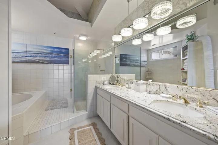 36-web-or-mls-1808Emerald-015