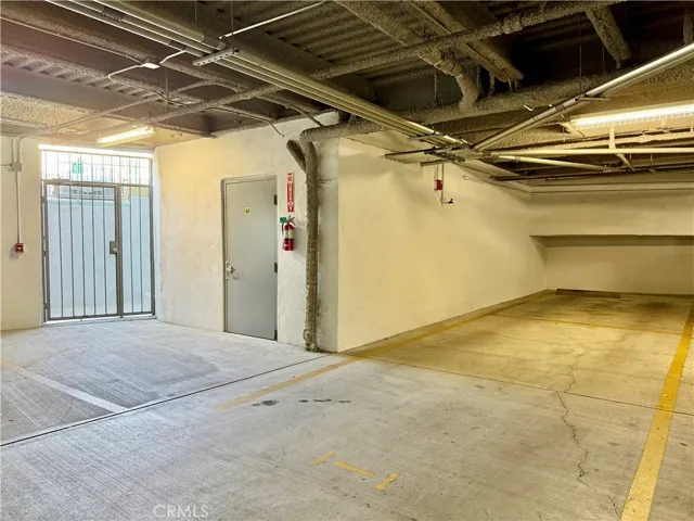 11989 Laurelwood, Studio City, California 91604