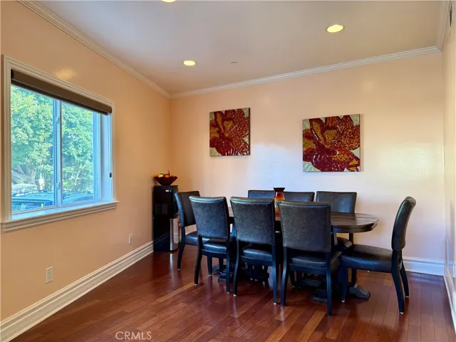 11989 Laurelwood, Studio City, California 91604