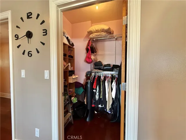 11989 Laurelwood, Studio City, California 91604