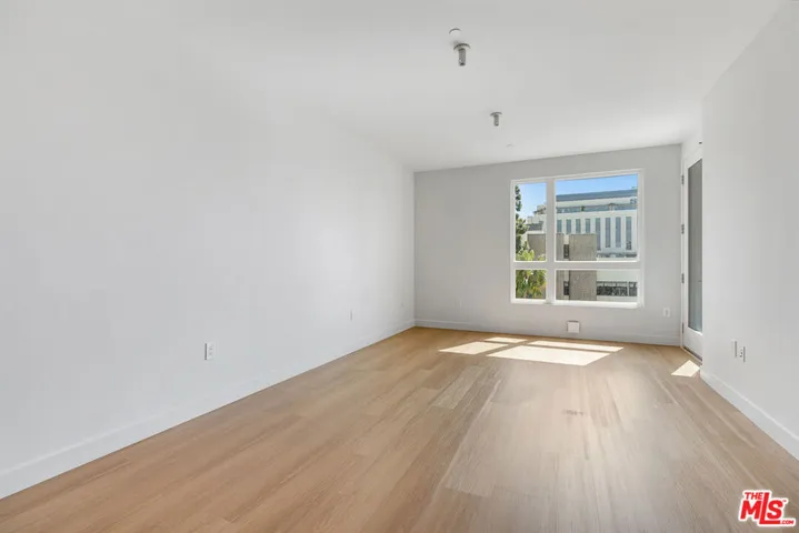 10601 Washington Boulevard 724, Culver City, California 90232