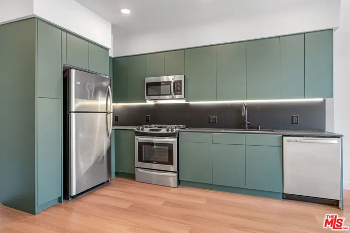 10601 Washington Boulevard 724, Culver City, California 90232