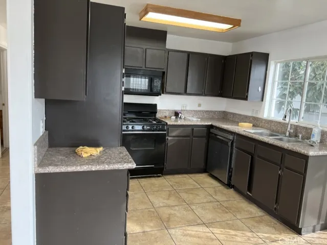 5112 N Sunflower, Covina, California 91724
