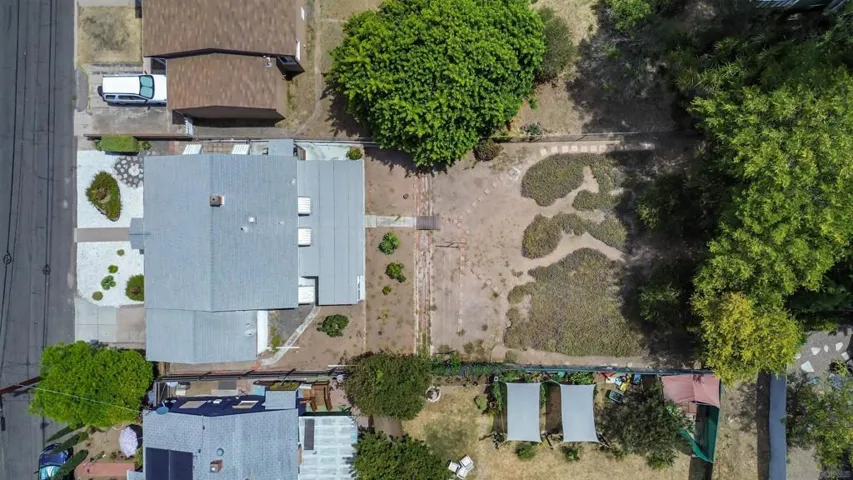 Aerial view showing large lot
