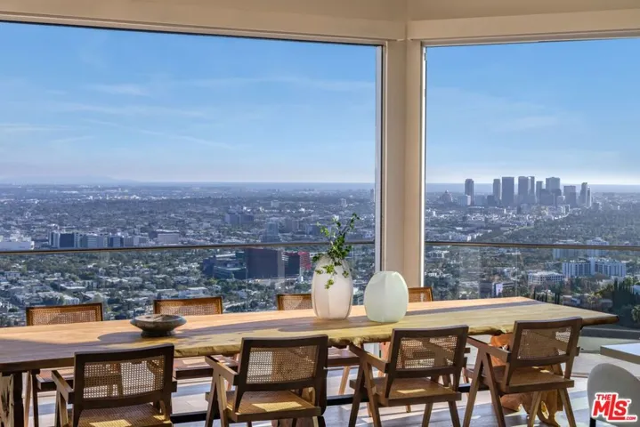 8572 Hillside Avenue, Los Angeles, California 90069