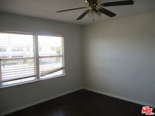 3311 3/4 W 77th Street, Los Angeles, California 90043
