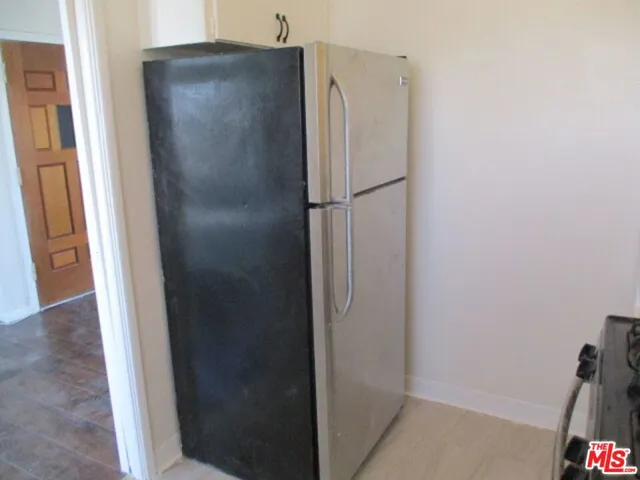 3311 3/4 W 77th Street, Los Angeles, California 90043
