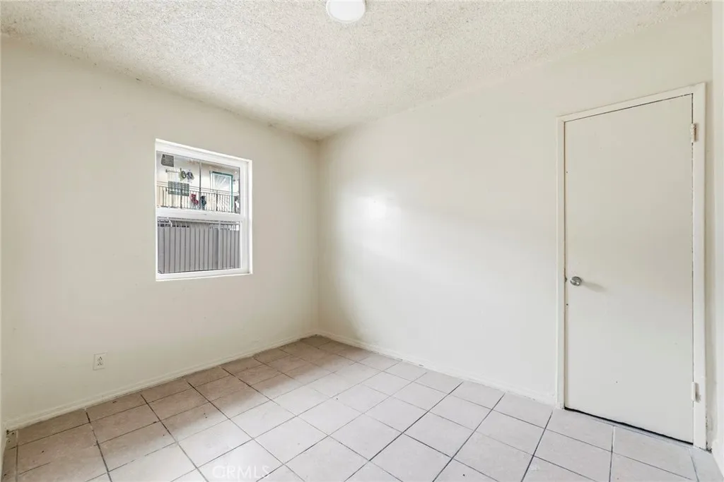 bedroom #1