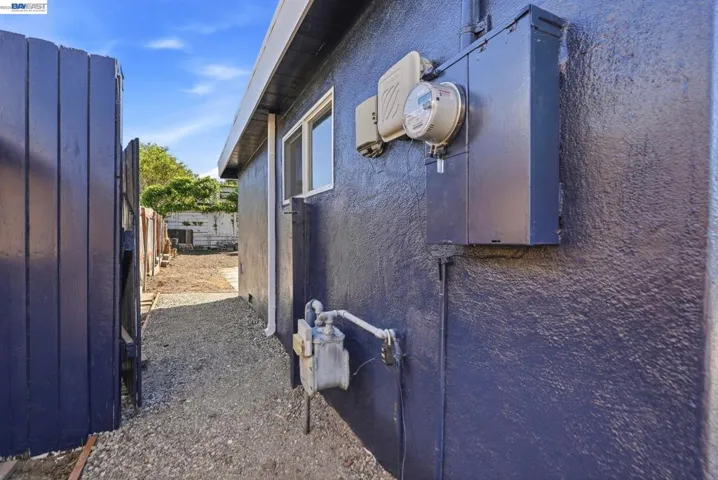 1020 Barbara Ln, San Pablo, California 94806