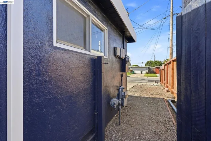 1020 Barbara Ln, San Pablo, California 94806