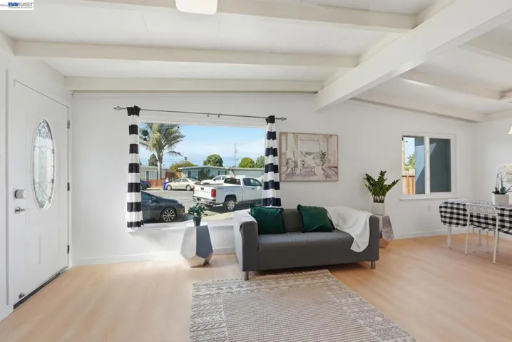 1020 Barbara Ln, San Pablo, California 94806