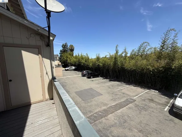 27787 Vasona Ct 13, Hayward, California 94544