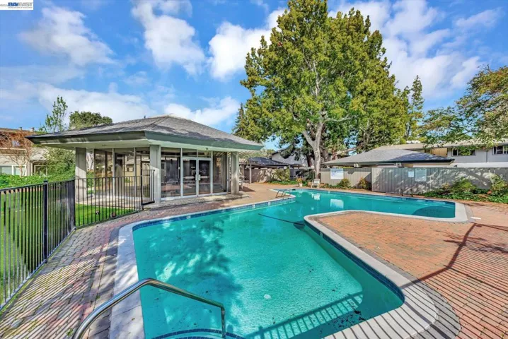 121 Buckingham Dr 25, Santa Clara, California 95051