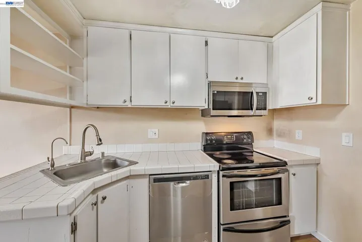 121 Buckingham Dr 25, Santa Clara, California 95051