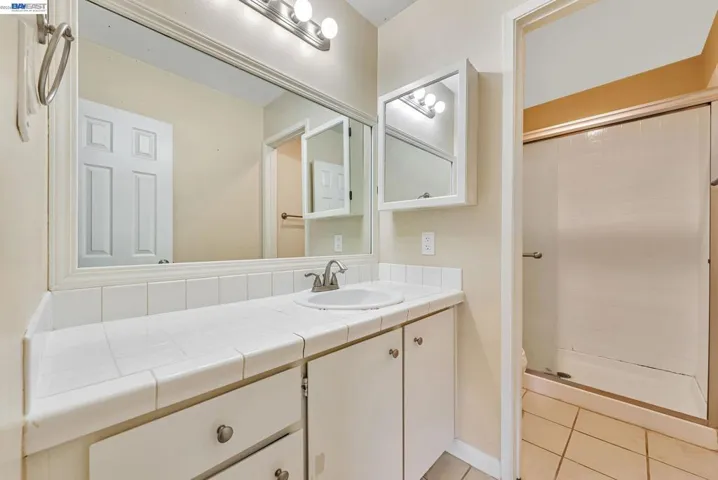 121 Buckingham Dr 25, Santa Clara, California 95051