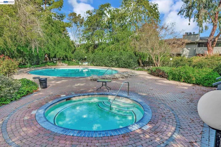 121 Buckingham Dr 25, Santa Clara, California 95051