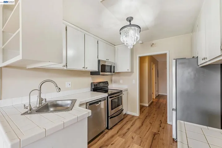 121 Buckingham Dr 25, Santa Clara, California 95051