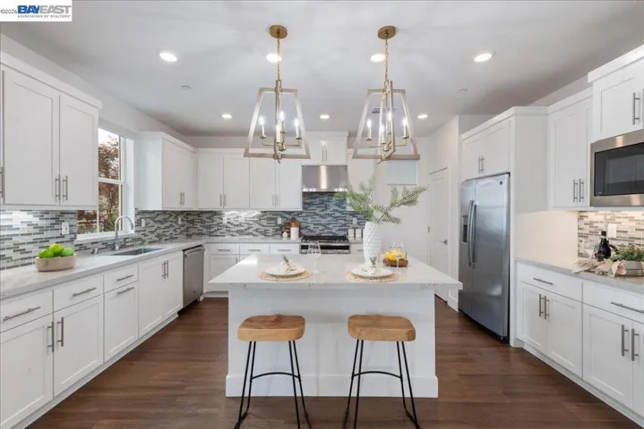 37408 Watersail Way, Newark, California 94560