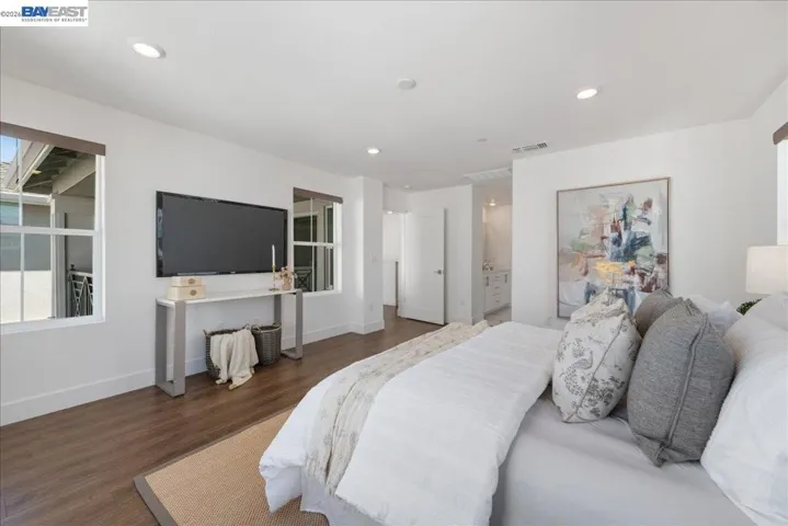 37408 Watersail Way, Newark, California 94560