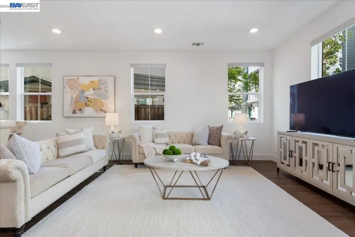 37408 Watersail Way, Newark, California 94560