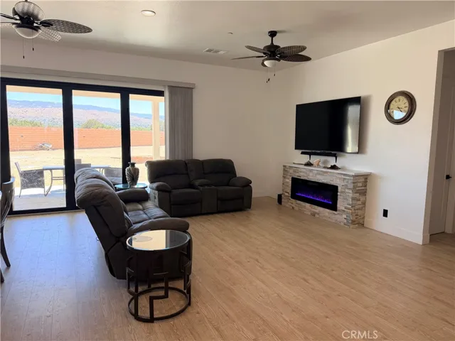 3711 W Avenue M11, Lancaster, California 93536