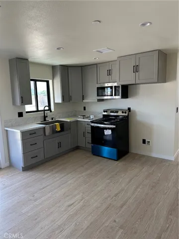 3711 W Avenue M11, Lancaster, California 93536