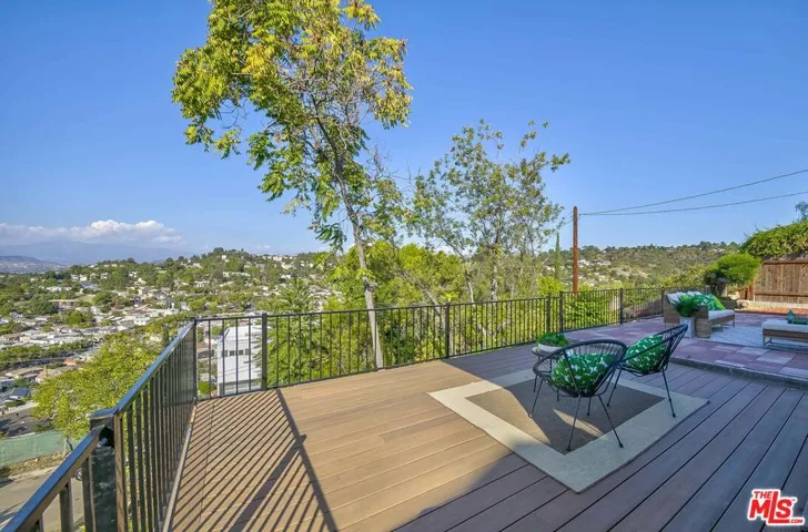 1832 Burnell Drive, Los Angeles, California 90065