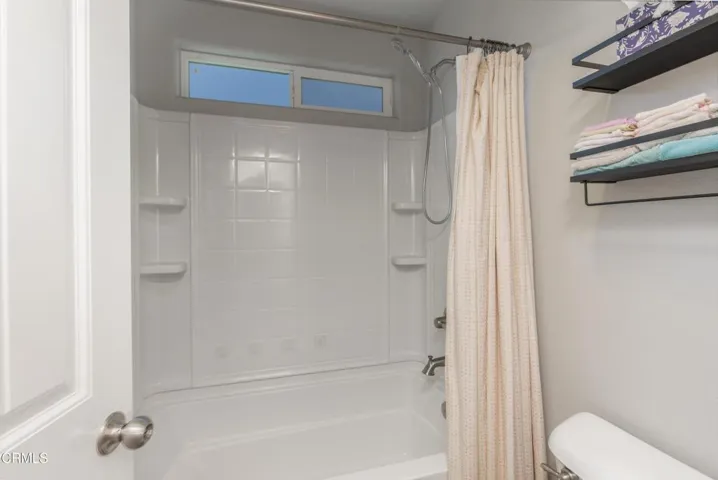 33_bathroom_3