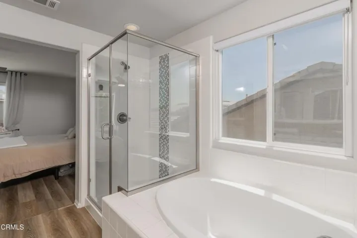 39_master_bathroom_3