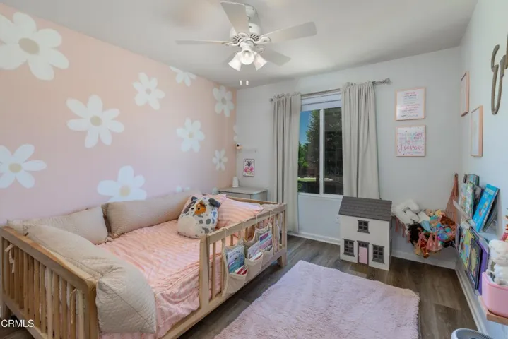 29_bedroom_5