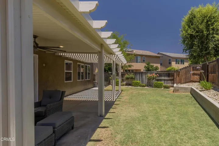 45_back_exterior_5