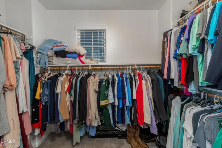 40_closet