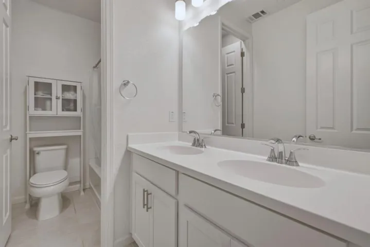 6389 Laguna Seca Lane, Gilroy, California 95020