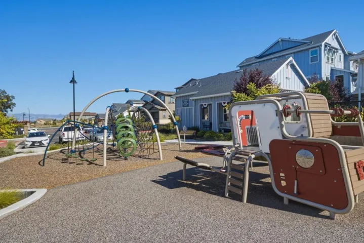 6389 Laguna Seca Lane, Gilroy, California 95020