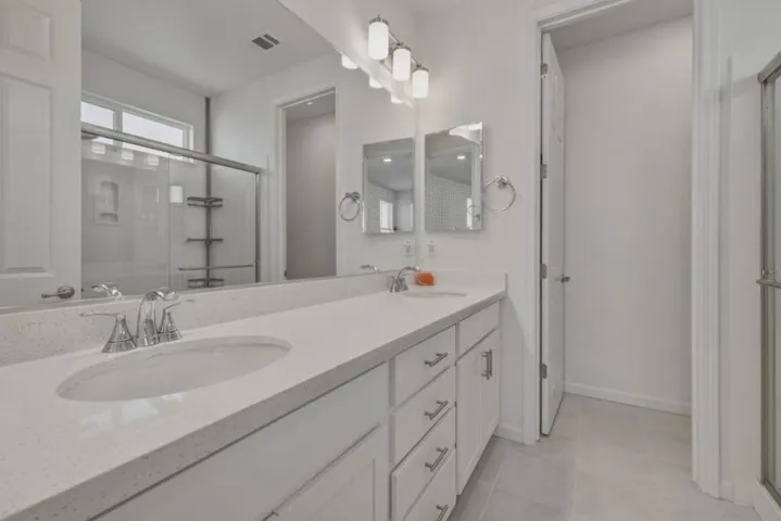 6389 Laguna Seca Lane, Gilroy, California 95020