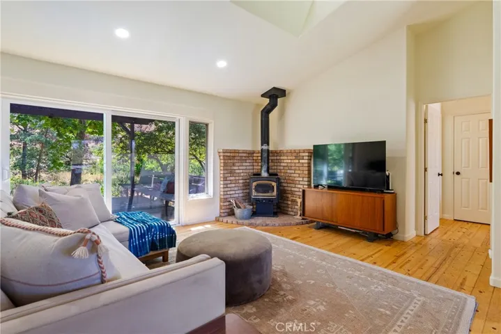 5750 El Pharo, Paso Robles, California 93446