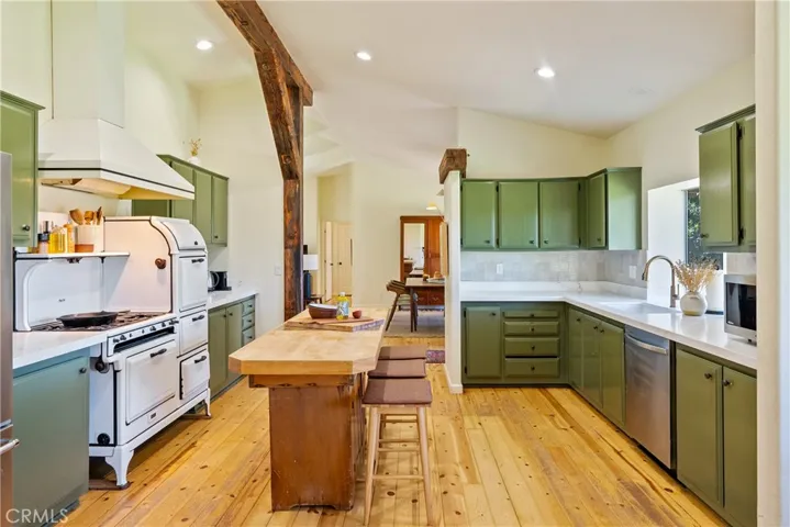5750 El Pharo, Paso Robles, California 93446